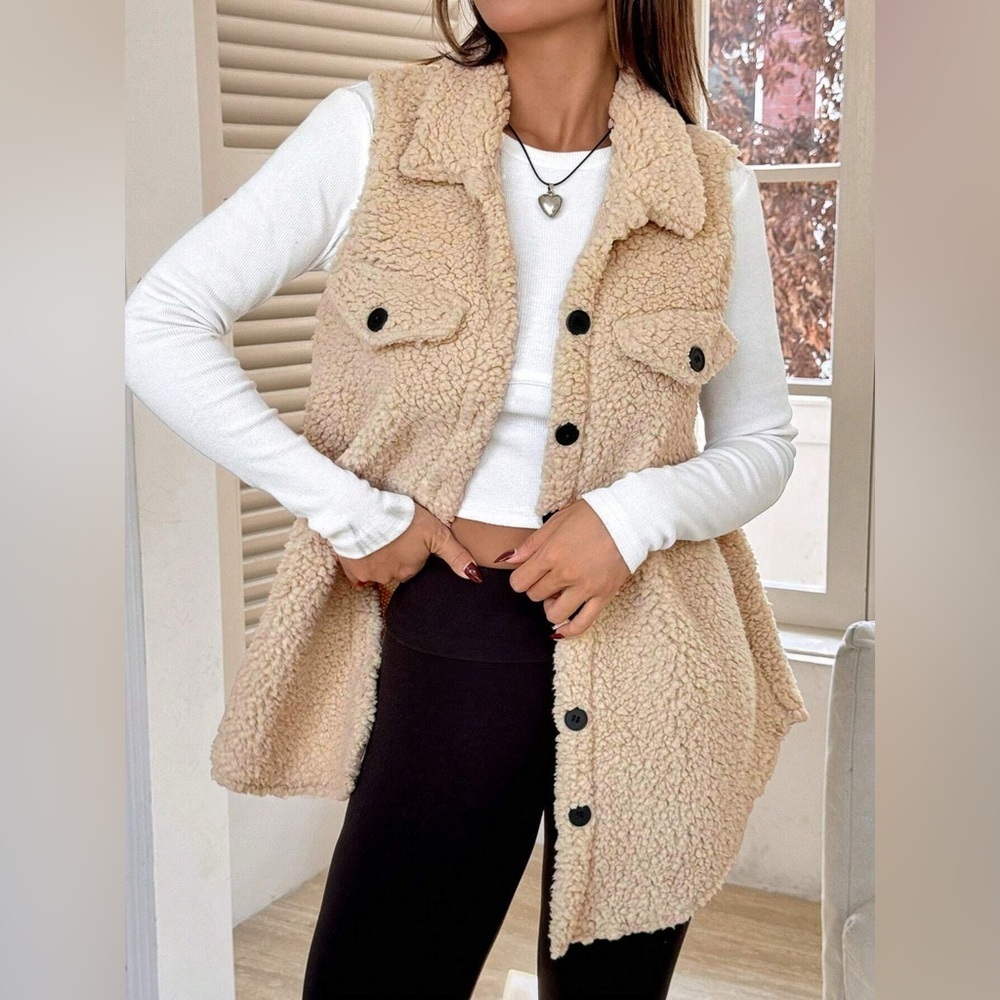 Button-Down Sherpa Fleece Vest Coat - Picture 4 of 15